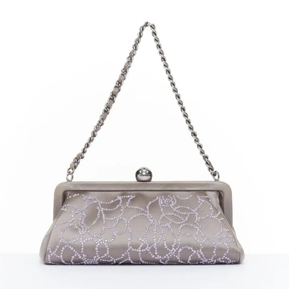 CHANEL 2000 pink pearl beaded grey satin crystal CC kiss lock frame clutch bag
